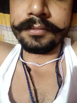 Snapshot of yourindianfellow chatting on March 19, 2:48 am yourindianfellow online show from March 19, 2:48 am