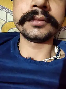 Snapshot of yourindianfellow chatting on February 17, 3:58 am yourindianfellow online show from February 17, 3:58 am