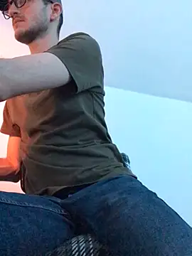 yoyoboy988 online show from March 7, 10:10 pm