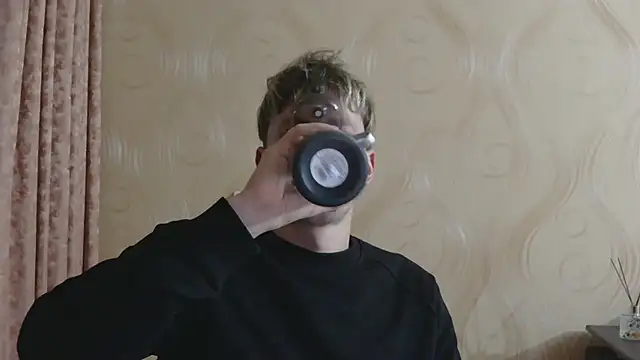 frama666 online show from December 1, 9:51 pm