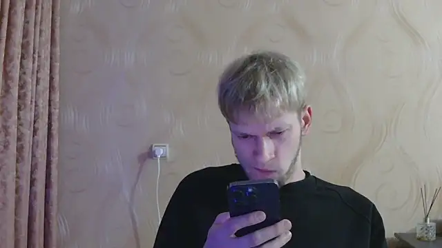 frama666 online show from March 1, 5:45 pm