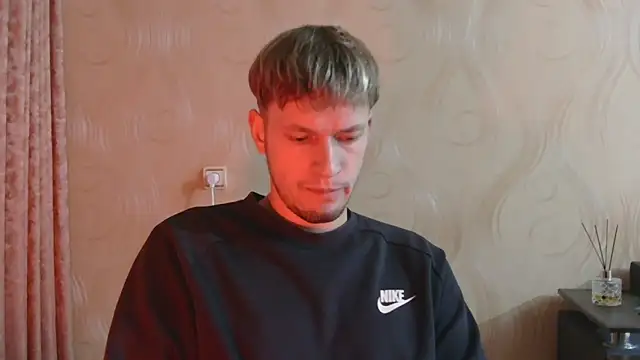 frama666 online show from November 7, 8:23 pm