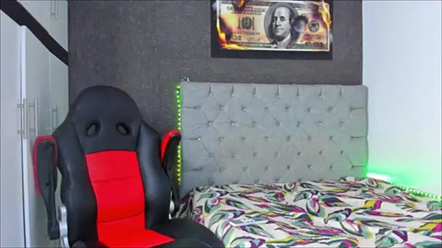 Snapshot of luigi_hot_ chatting on October 3, 7:13 am luigi hot online show from October 3, 7:13 am