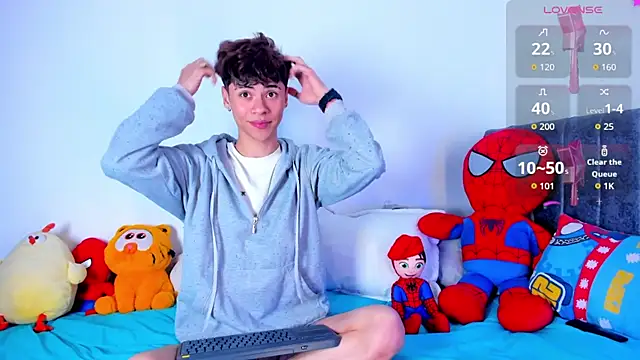 callum 77 online show from December 18, 12:45 pm