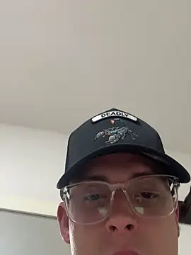 Cristopher1112 online show from October 31, 5:20 am