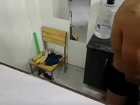 fitbuddy1 online show from December 15, 5:32 pm