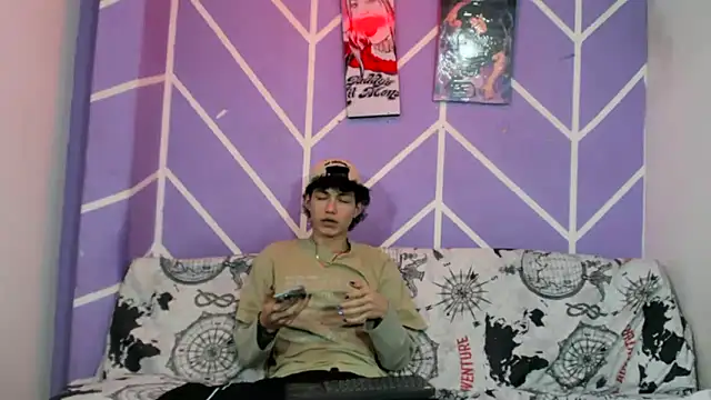 Maxxi hot23 online show from September 18, 7:27 pm