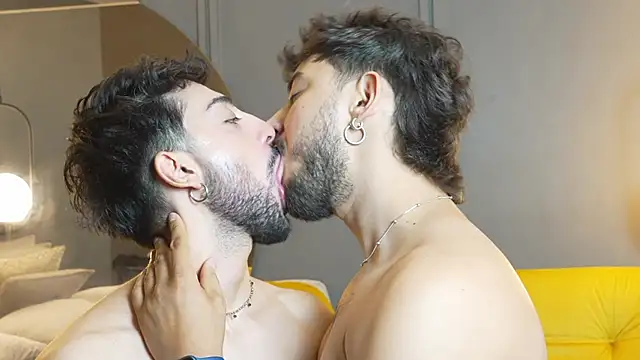 Liam and luca online show from March 15, 9:49 pm