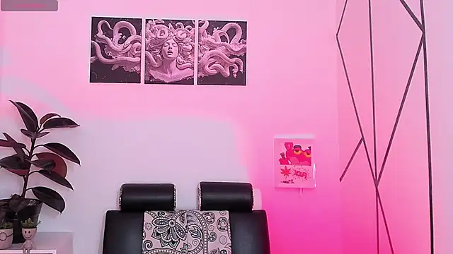 CRAZY-BOY99 online show from November 12, 11:49 am