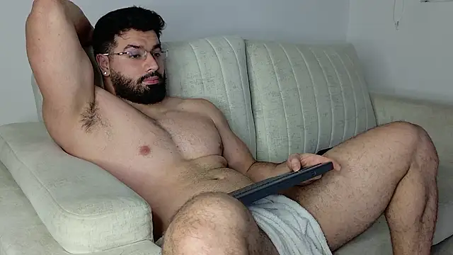 Roman Lux online show from February 3, 6:40 am