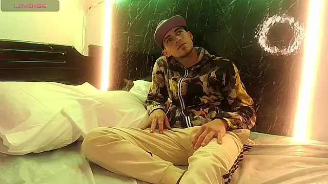 jacob smith10 online show from March 18, 12:30 am