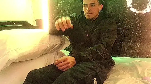 jacob smith10 online show from March 19, 1:21 am