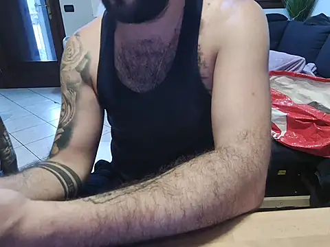 maialinofriuli online show from September 23, 3:22 pm