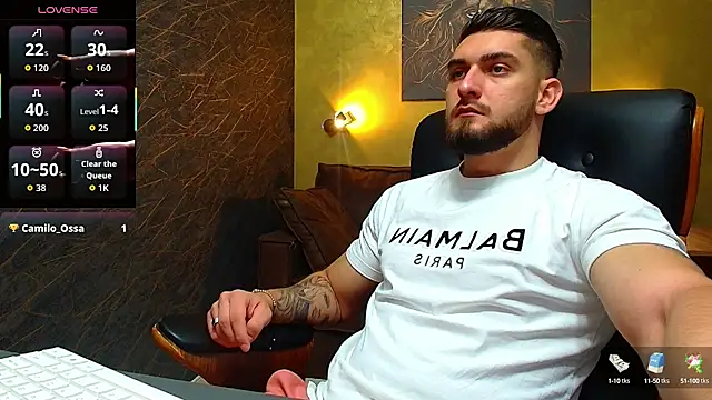Snapshot of MatiasDean chatting on September 10, 4:44 am MatiasDean online show from September 10, 4:44 am