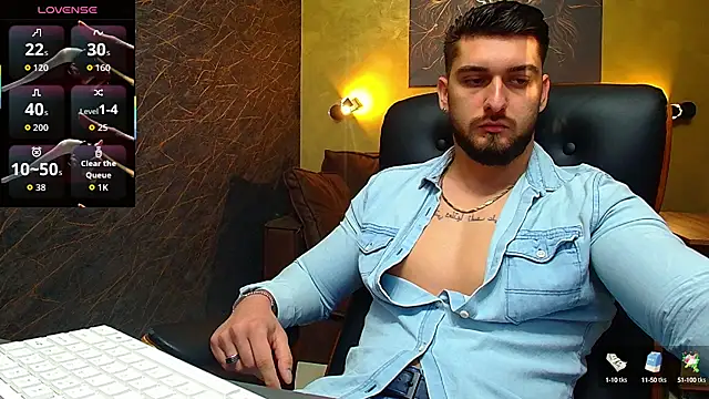 Snapshot of MatiasDean chatting on September 15, 5:20 am MatiasDean online show from September 15, 5:20 am