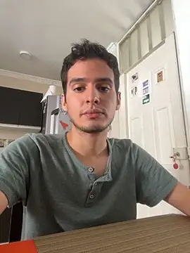Snapshot of Thiagobb7 chatting on October 13, 3:18 pm Thiagobb7 online show from October 13, 3:18 pm