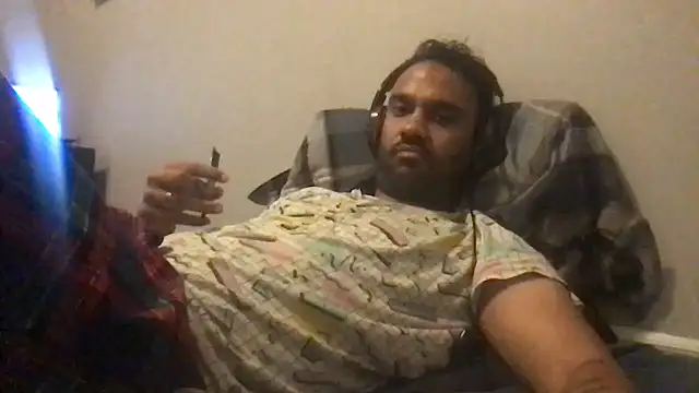 Snapshot of hami513 chatting on September 22, 3:17 am hami513 online show from September 22, 3:17 am