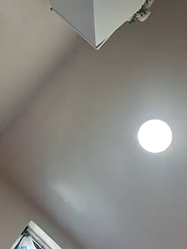 temajquiche online show from September 20, 5:35 pm