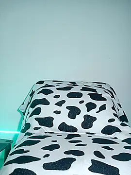 dareck 18 online show from March 9, 11:54 pm