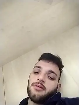 Francescodicristina44 online show from March 18, 11:19 pm