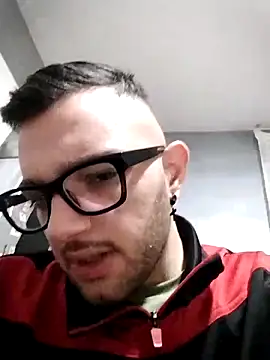 Francescodicristina44 online show from February 15, 12:28 am