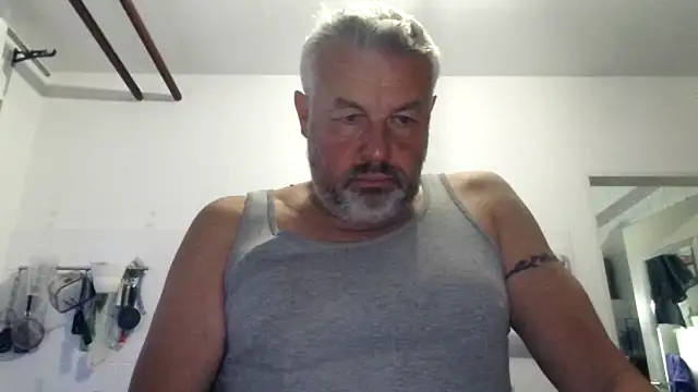 Berg Boy online show from September 26, 5:16 am