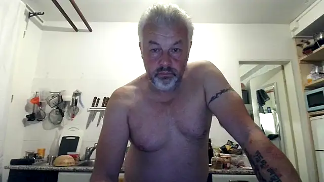 Berg Boy online show from September 12, 3:17 am