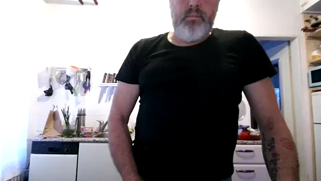 Berg Boy online show from January 17, 7:11 am