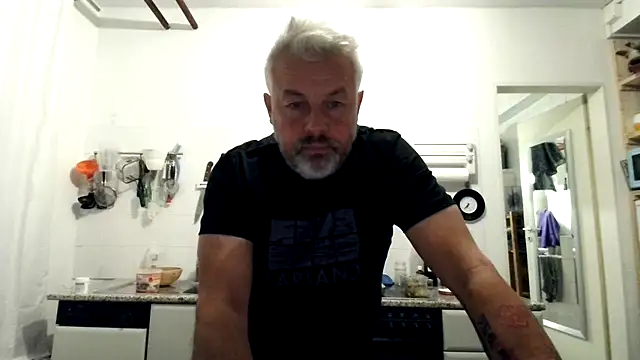 Berg Boy online show from October 2, 4:38 am