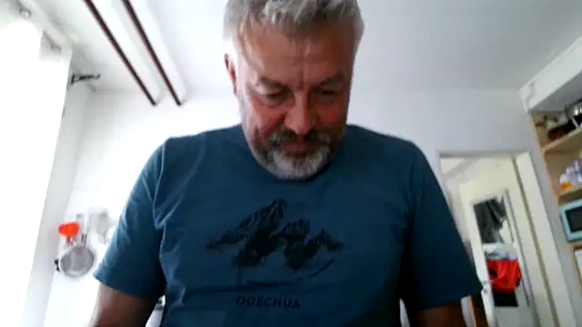 Berg Boy online show from October 10, 9:25 am