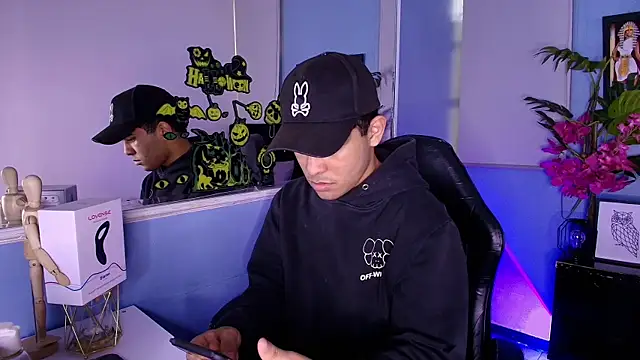 LucasCarterr  online show from October 20, 10:13 pm