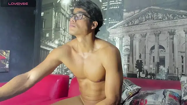 Snapshot of Christian_Musclet4 chatting on March 16, 3:28 pm Christian Musclet4 online show from March 16, 3:28 pm