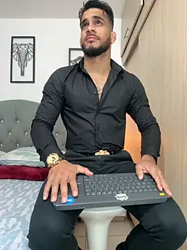 Maximiliano ford online show from September 17, 11:00 am