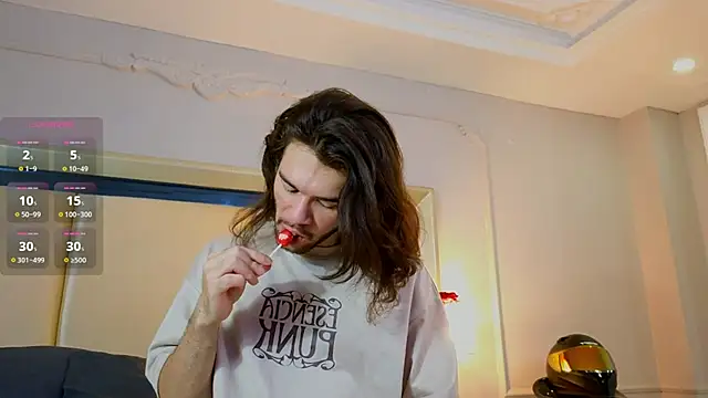 FreyrVik online show from September 19, 7:57 pm