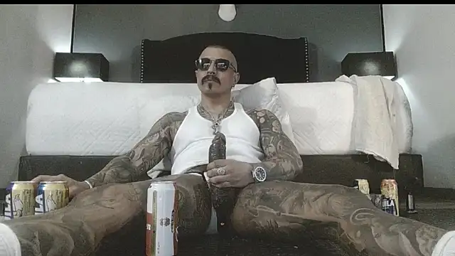 danilog515 online show from November 25, 5:20 am