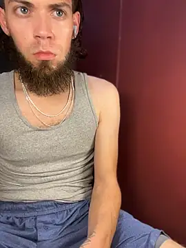 bwcizThrobbing online show from December 5, 11:56 pm