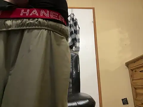 bwcizThrobbing online show from September 21, 11:10 am