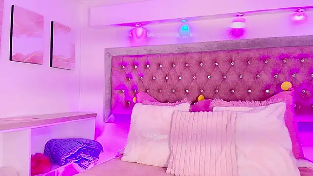 Andy Leex online show from February 24, 8:09 pm