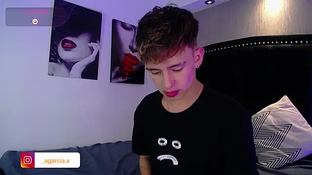 LiamWildx20 online show from April 11, 6:31 am