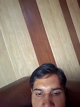 johnny8731 online show from April 24, 6:16 am