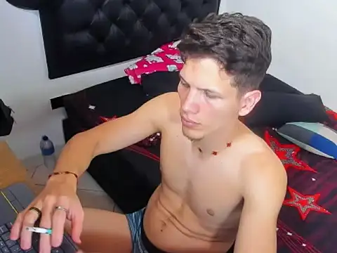 kevinkewman online show from December 15, 10:56 am