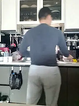 woonee827372 online show from November 30, 1:18 am