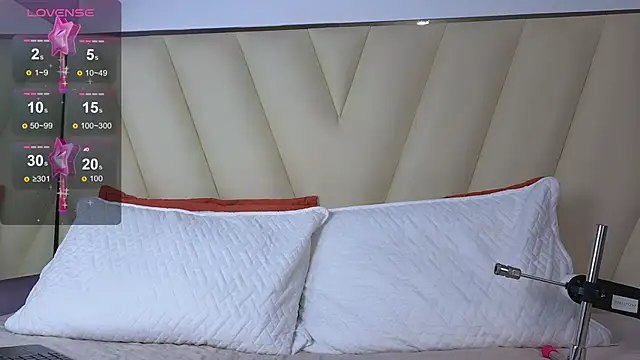 Hotboy21  online show from October 17, 4:05 am