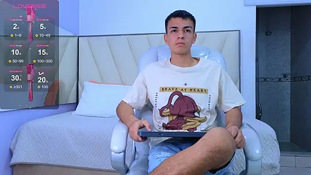 Hotboy21  online show from September 23, 3:28 am