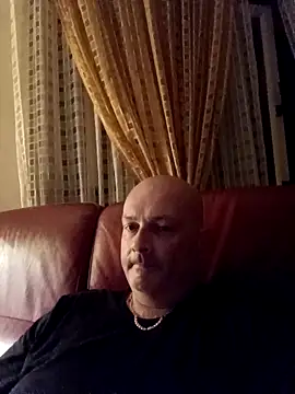 Snapshot of Alexis_Bull chatting on September 23, 9:25 pm Alexis Bull online show from September 23, 9:25 pm