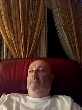 Snapshot of Alexis_Bull chatting on September 26, 11:24 pm Alexis Bull online show from September 26, 11:24 pm