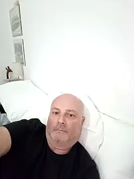 Alexis Bull online show from March 4, 5:53 pm