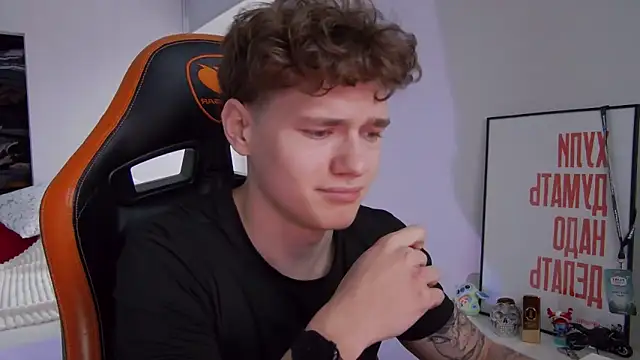 DanyDavis online show from November 14, 10:38 am