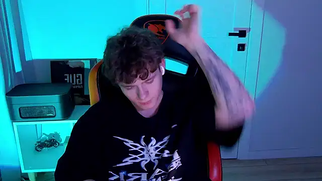 DanyDavis online show from January 16, 2:09 pm