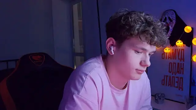 DanyDavis online show from October 28, 10:12 pm